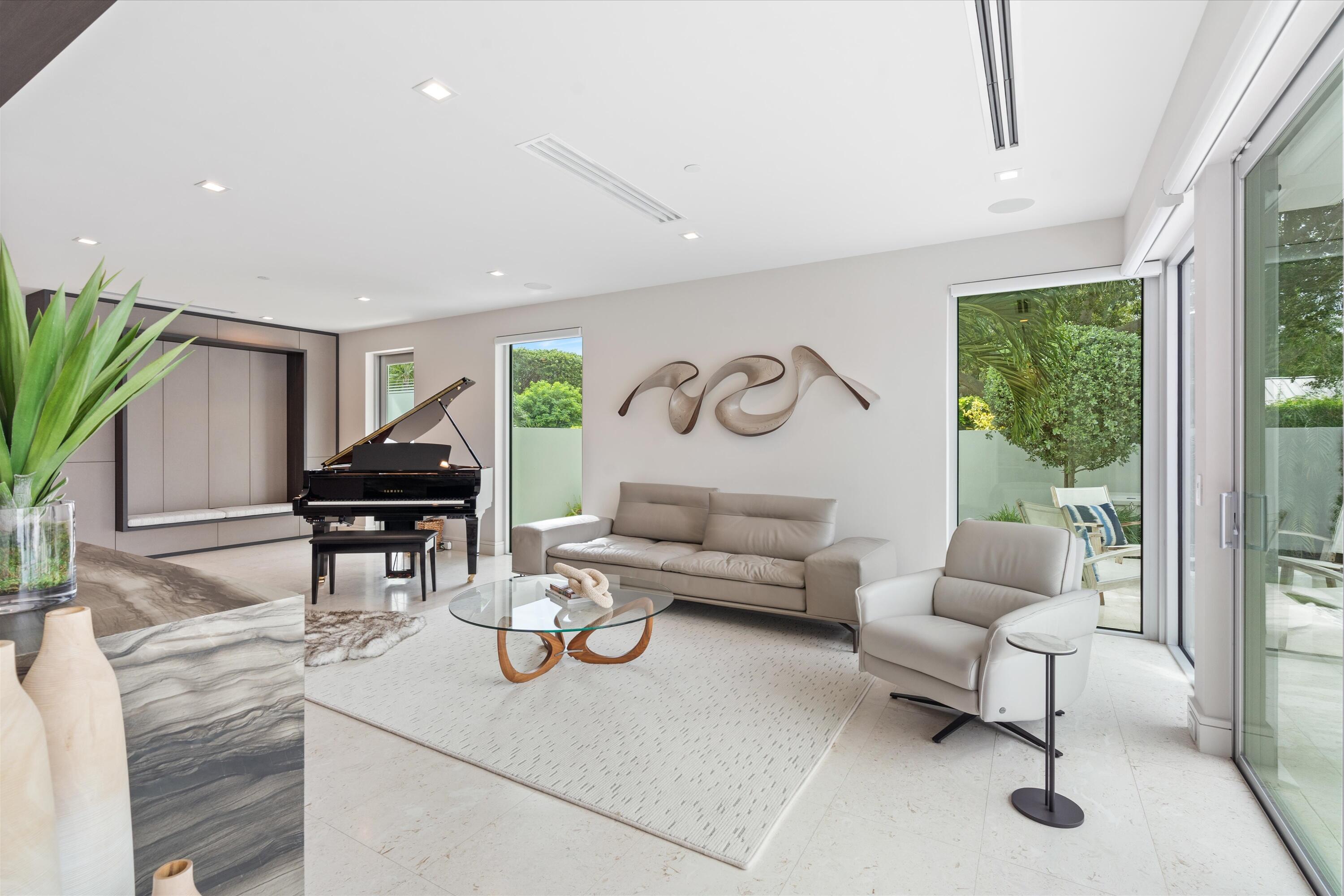 917 Bucida Road, Unit C Delray Beach, FL 33483 - Photo 15 of 77 Custom designed interiors
