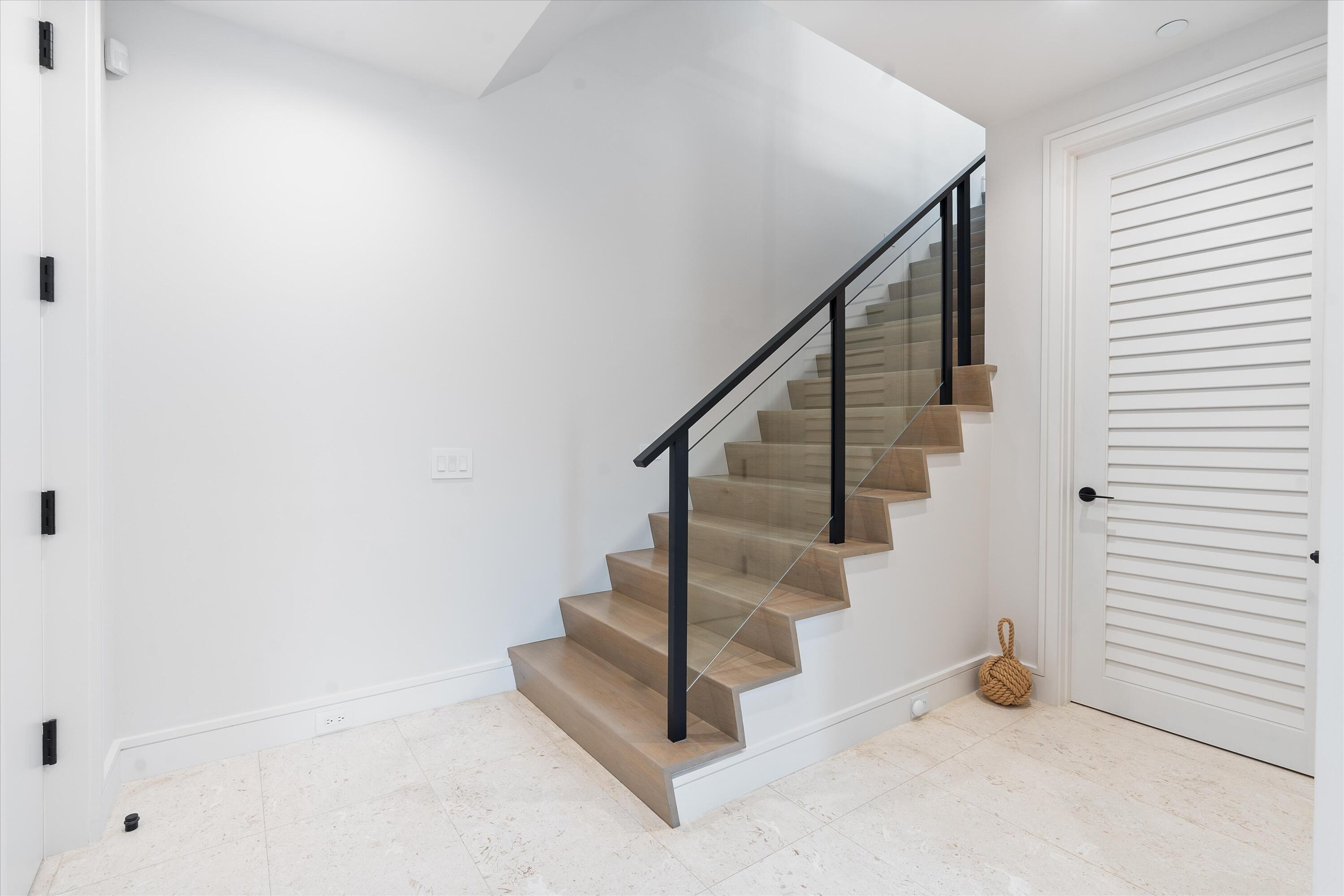 917 Bucida Road, Unit C Delray Beach, FL 33483 - Photo 28 of 77 Lets go upstairs