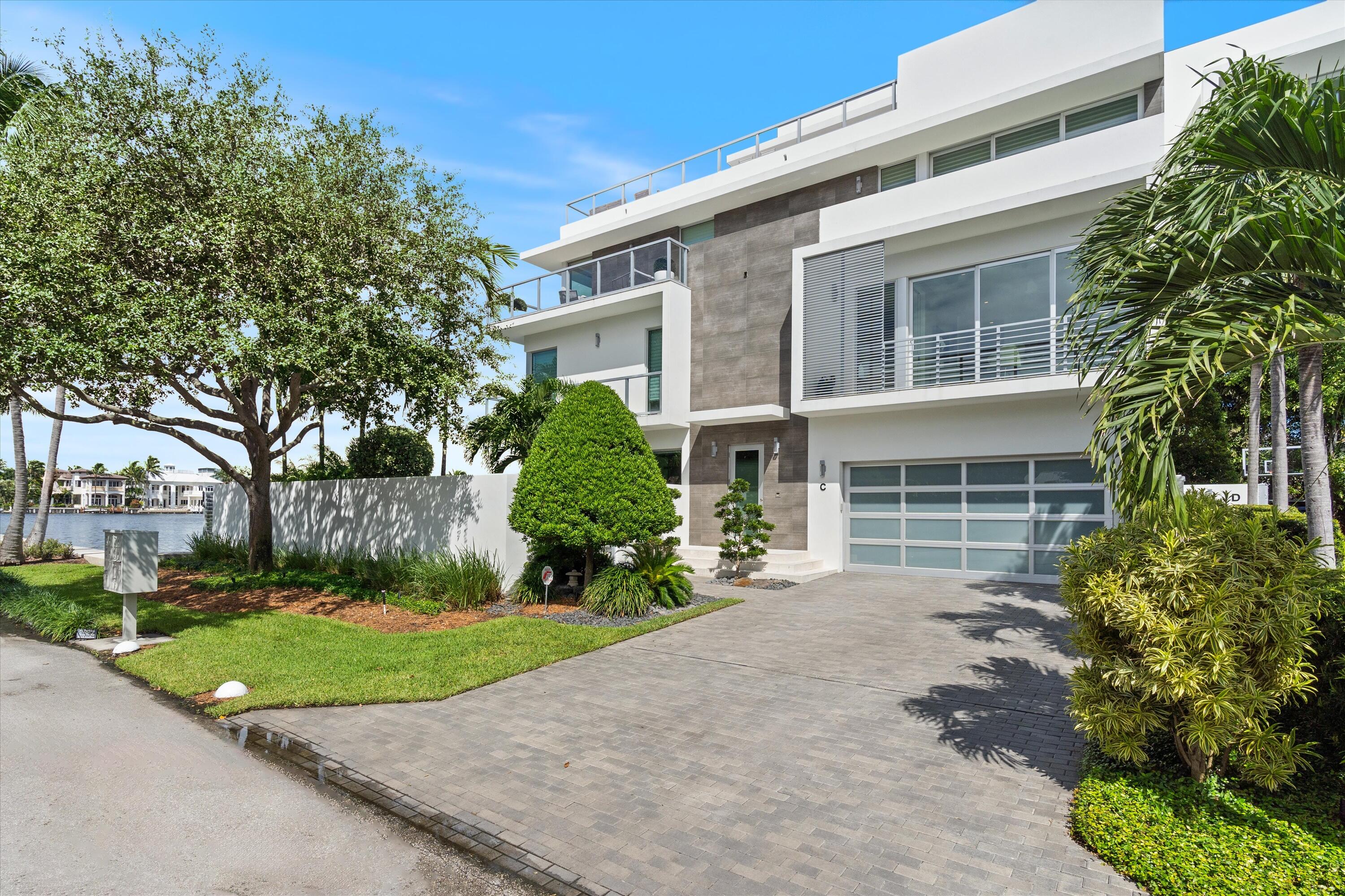 917 Bucida Road, Unit C Delray Beach, FL 33483 - Photo 3 of 77 01-917 Bucida Road #C Delray Beach, FL-1