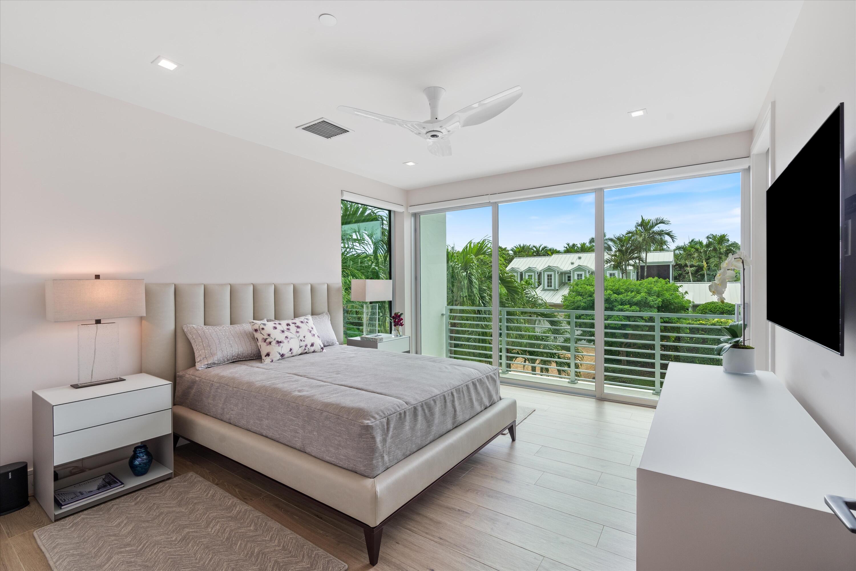 917 Bucida Road, Unit C Delray Beach, FL 33483 - Photo 39 of 77 Main level bedroom 2
