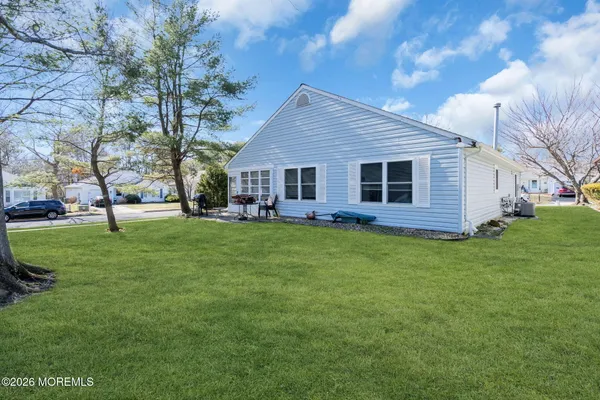 $449,900 | 1 Woodchuck Lane, Brick, NJ 08724