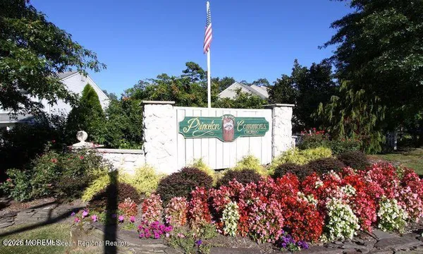 $449,900 | 1 Woodchuck Lane, Brick, NJ 08724