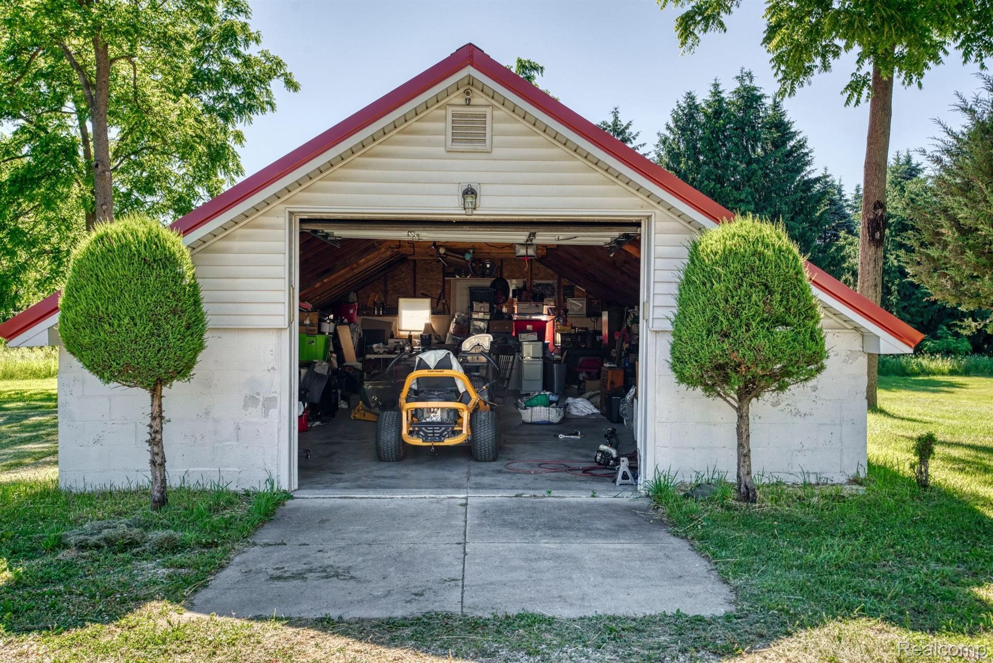5360 Bentley Lake Road Howell, MI 48843 - Photo 26 of 38 20x38 garage with concre