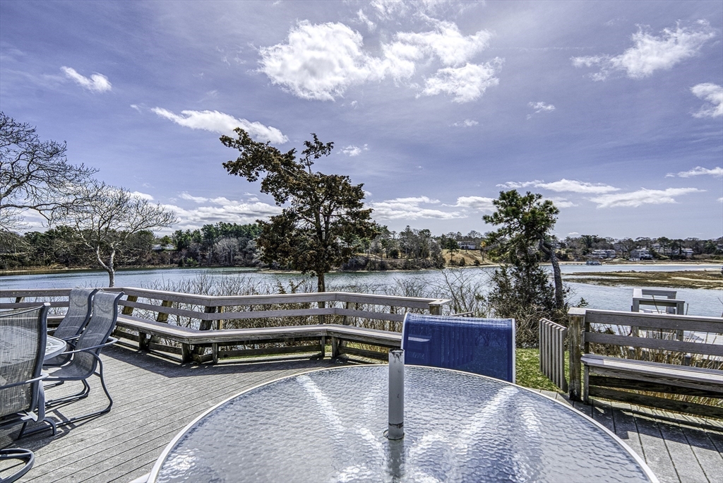 31 Baxendale Road Bourne, MA 02534 - Photo 16 of 37