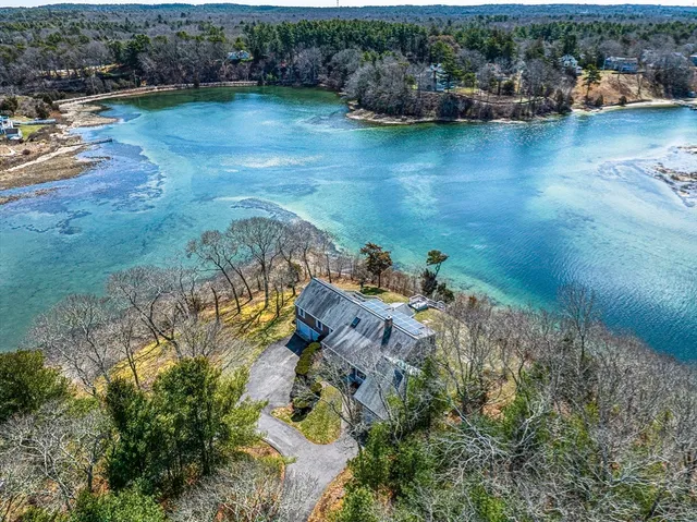an aerial view of ocean residential house with outdoor space