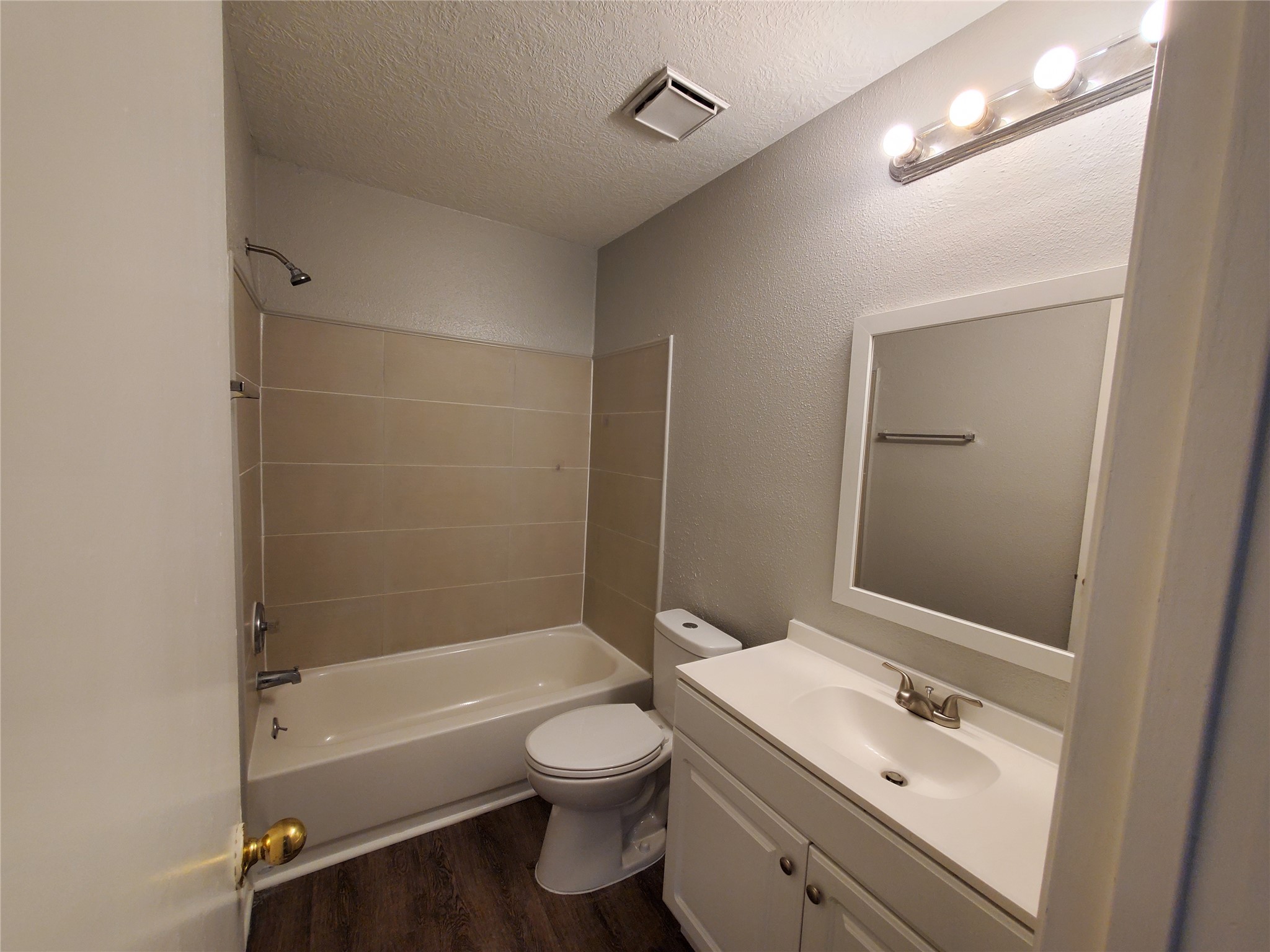 3130 Forestbrook Drive Spring, TX 77373 - Photo 15 of 24 Primary bath