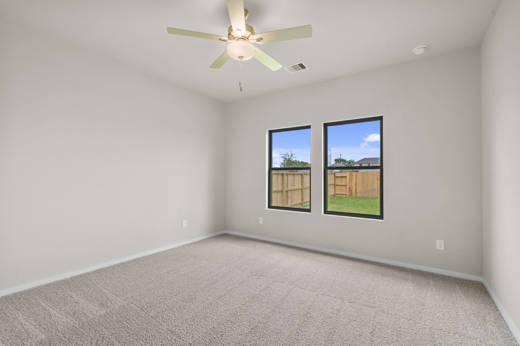 3542 Cardinal Pointe Drive Angleton, TX 77515 - Photo 13 of 38