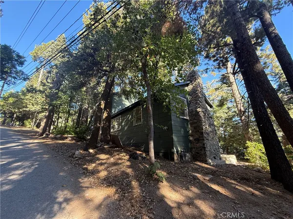 $349,900 | 28487 Altamont Court, Lake Arrowhead, CA 92385