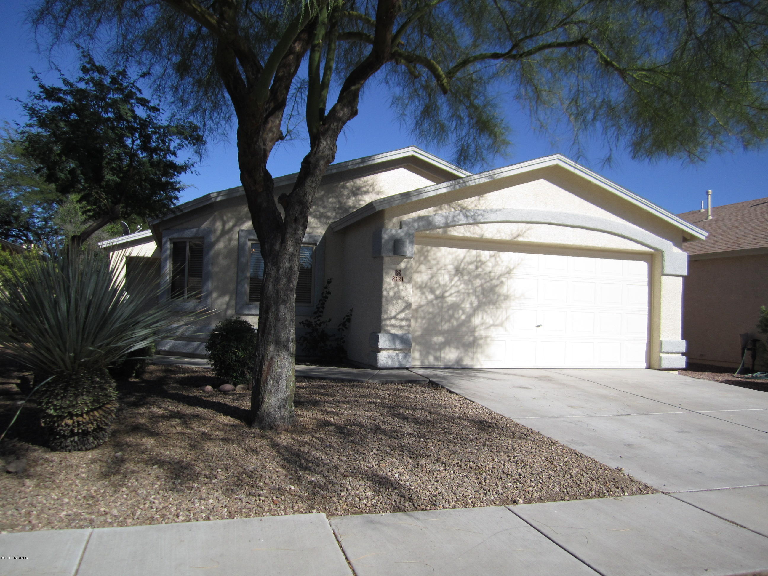 8421 South Burien Road Tucson, AZ 85747 - Photo 1 of 12