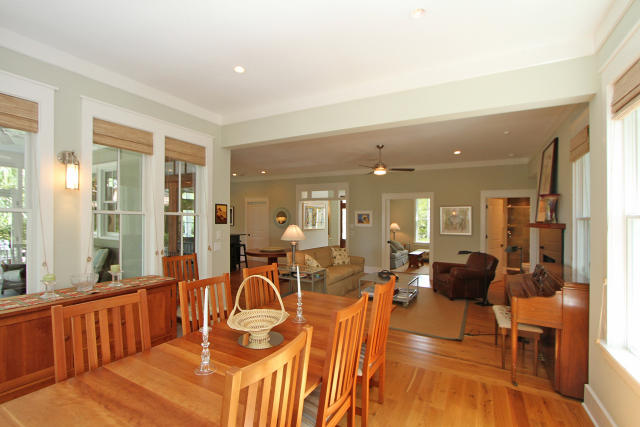 19 Isle Of Hope Road Mount Pleasant, SC 29464 - Photo 19 of 46 19 Isle of Hope (16)0016