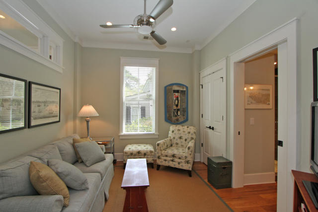 19 Isle Of Hope Road Mount Pleasant, SC 29464 - Photo 20 of 46 19 Isle of Hope (23)0023