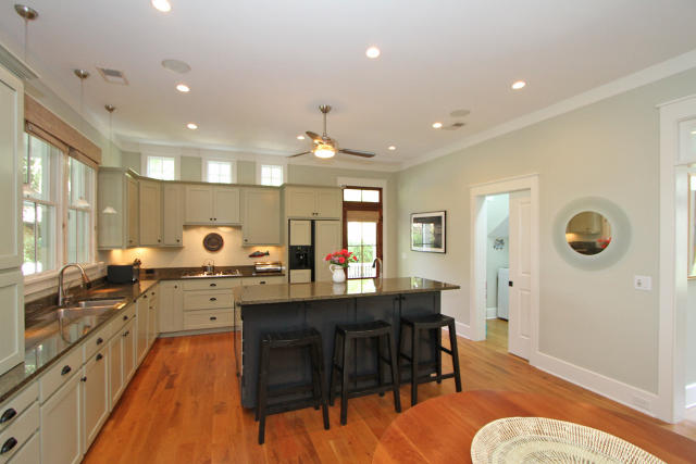 19 Isle Of Hope Road Mount Pleasant, SC 29464 - Photo 10 of 46 19 Isle of Hope (27)0027