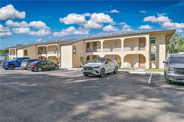 $1,095 | 606 Gerald Avenue, Unit 115, Lehigh Acres, FL 33936