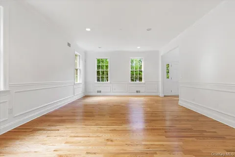 $1,750,000 | 2 Saunders Street, Hastings-on-Hudson, NY 10706