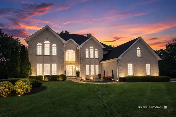 $975,000 | 23475 West Newhaven Drive, Hawthorn Woods, IL 60047