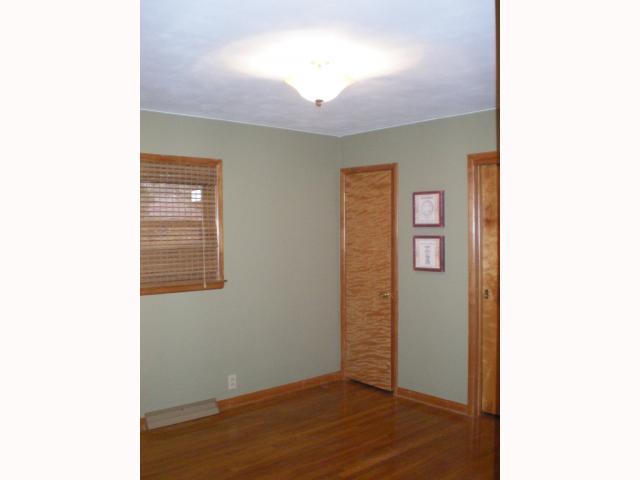 2005 North Riley Road Muncie, IN 47304 - Photo 7 of 7 Gallery Image 7