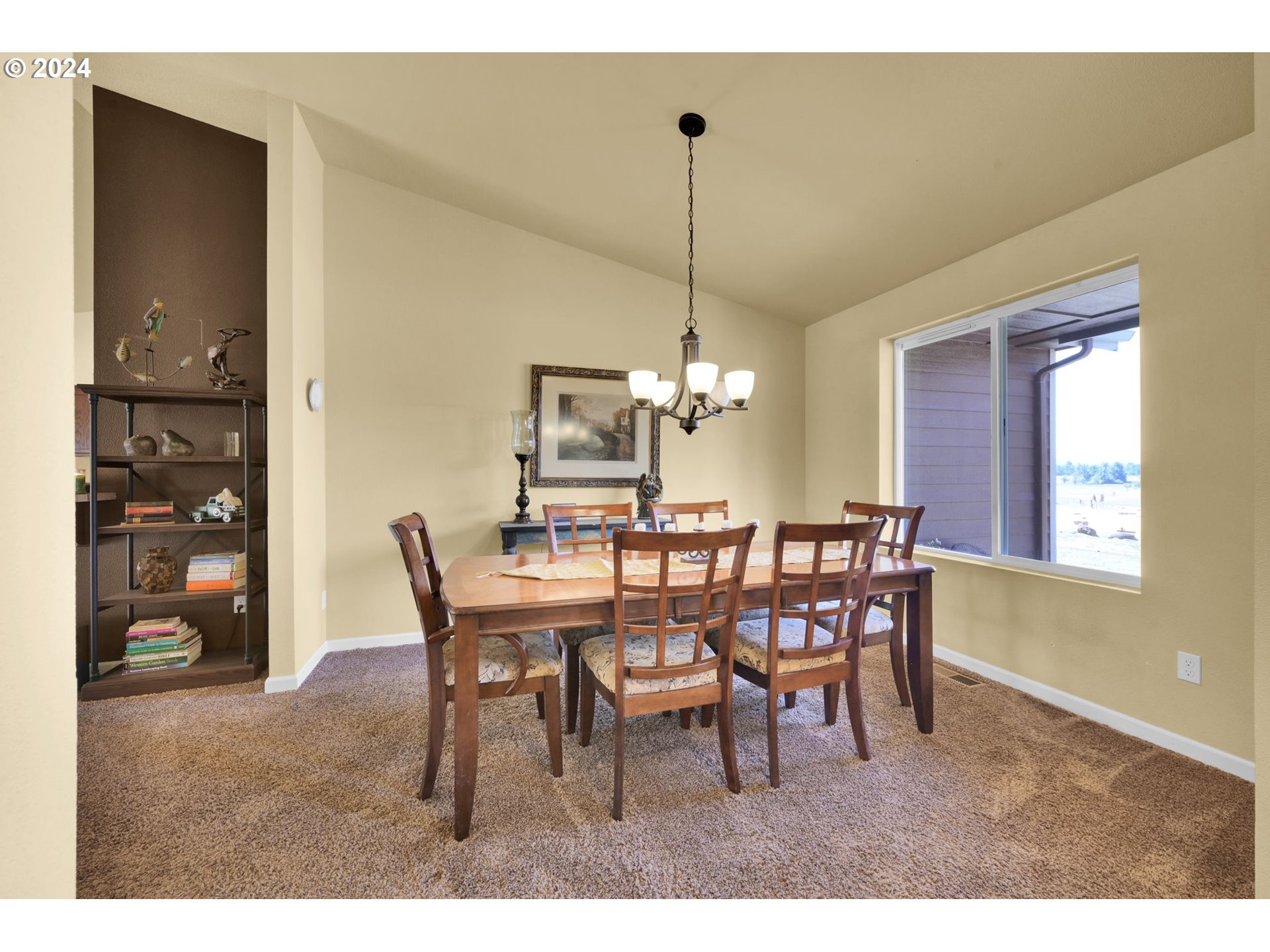33320 Bryant Road Creswell, OR 97426 - Photo 12 of 48 Dining Room