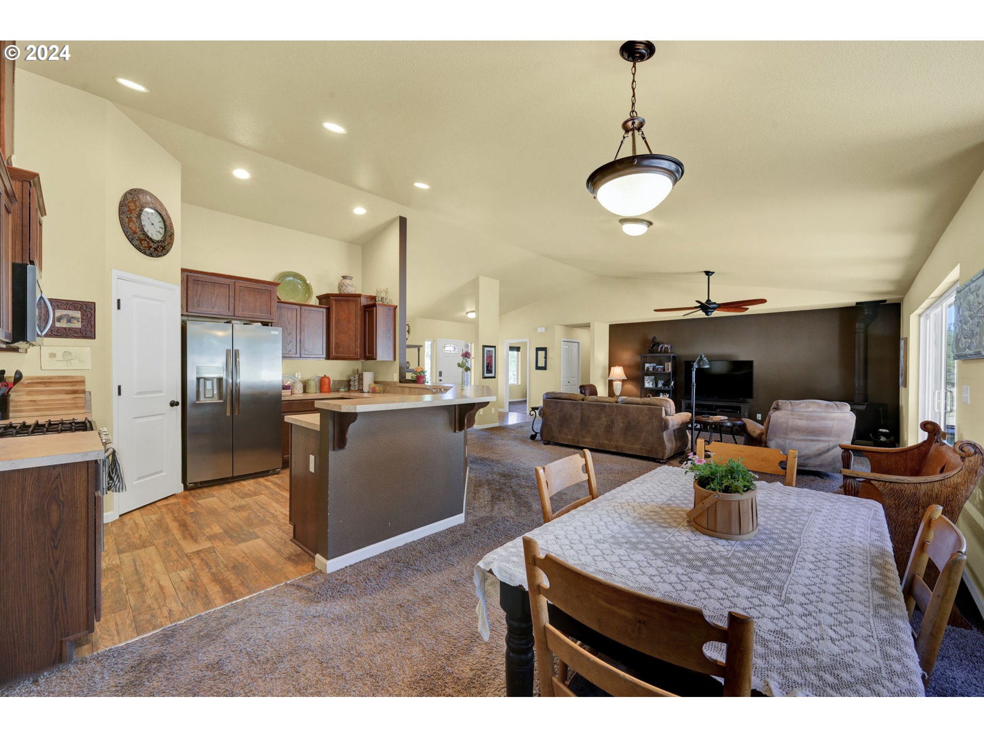 33320 Bryant Road Creswell, OR 97426 - Photo 8 of 48 Kitchen/Nook