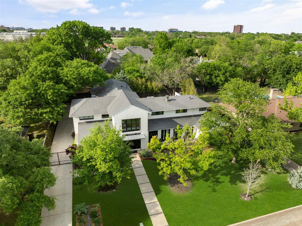5811 Meletio Lane Dallas, TX 75230 - Photo 30 of 31 an aerial view of a house