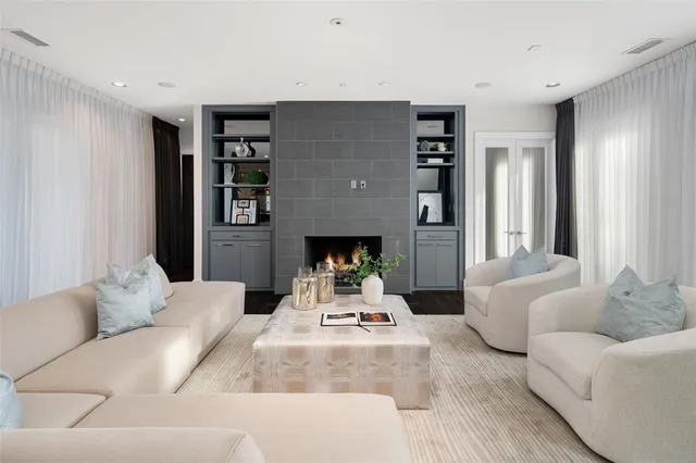 $2,995,000 | 5811 Meletio Lane, Dallas, TX 75230