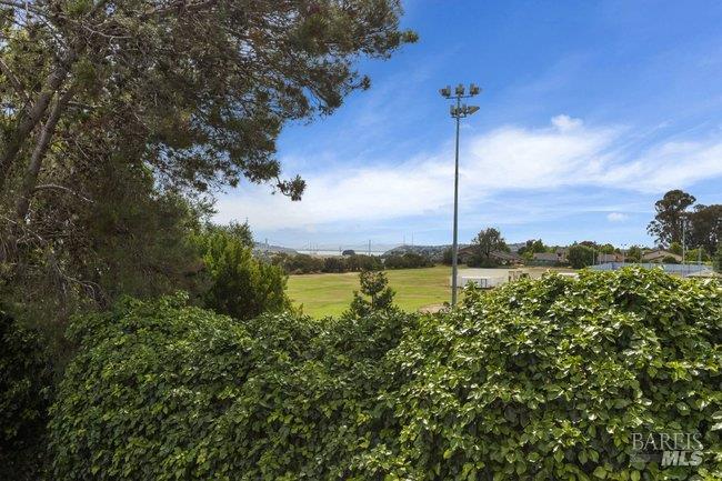 900 Southampton Road, Unit 129 Benicia, CA 94510 - Photo 18 of 40