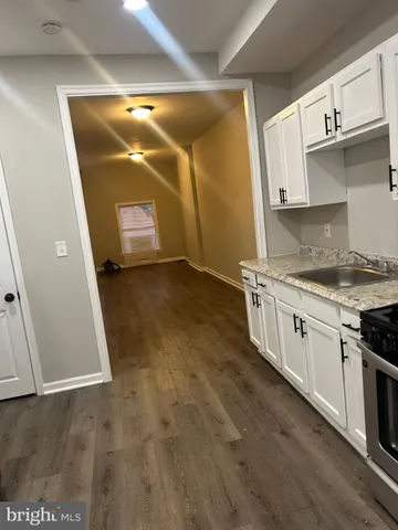 $1,350 | 512 North Curley Street, Baltimore, MD 21205