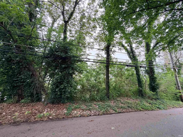 $250,000 | West Jennings Street, Newburgh, IN 47630