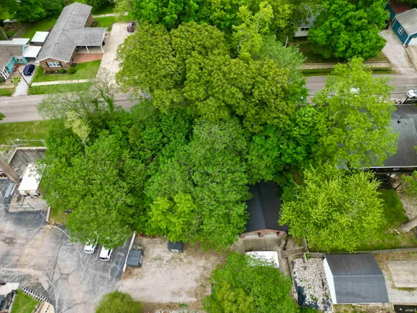 $250,000 | West Jennings Street, Newburgh, IN 47630