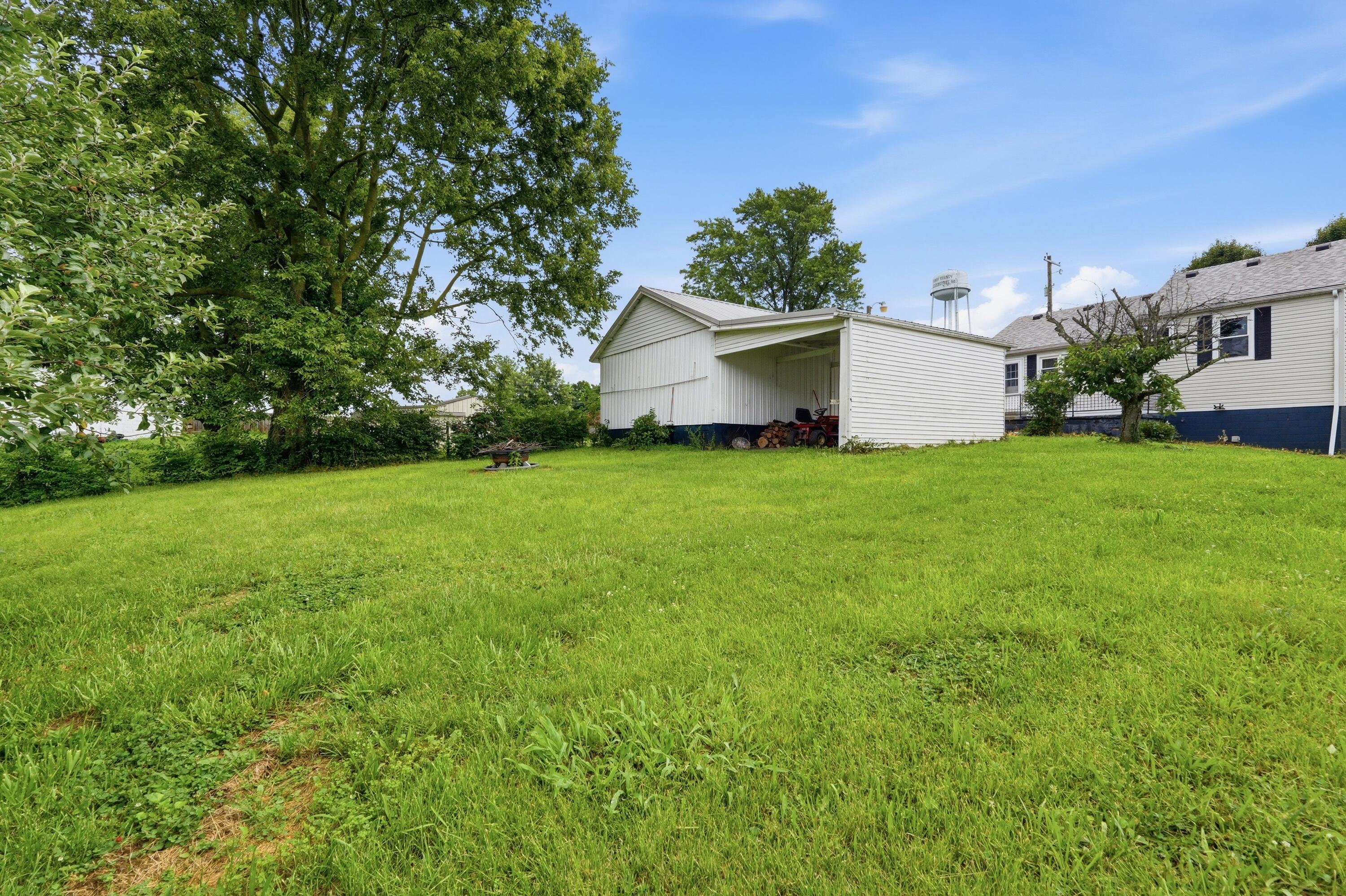 671 Main Street Pleasureville, KY 40057 - Photo 27 of 30 671main_louisvillerealestatemedia_159