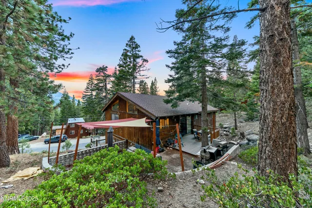 $840,000 | 349 Maryanne Drive, Stateline, NV 89449