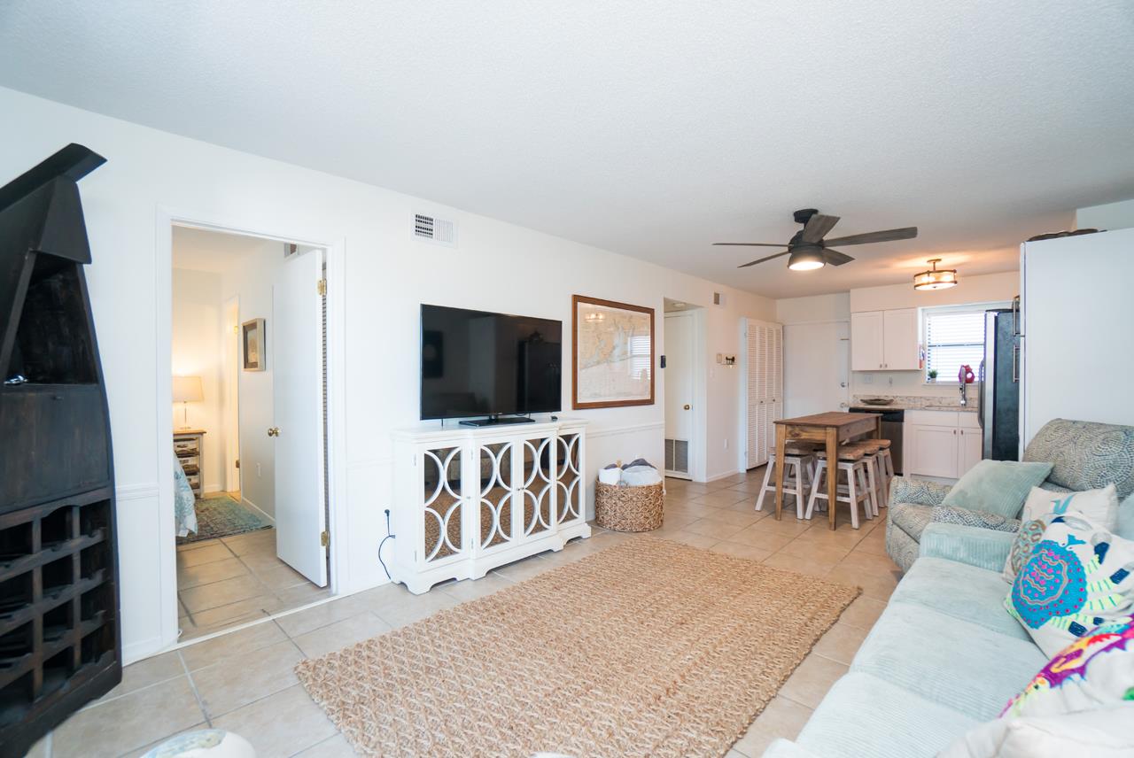 26913 Marina Road, Unit 115 Orange Beach, AL 36561 - Photo 2 of 24 Living/Kitchen