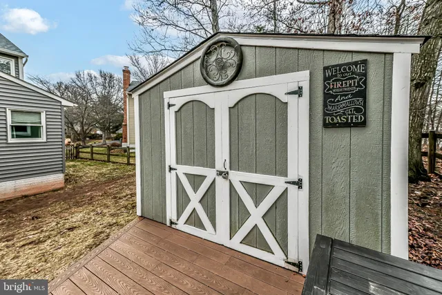 a view of a house with a garden