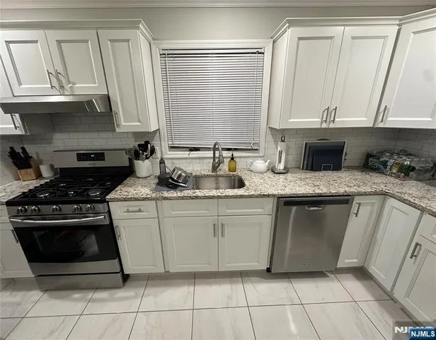 $2,550 | 34 Willow Wood Court, Unit 1, East Rutherford, NJ 07073