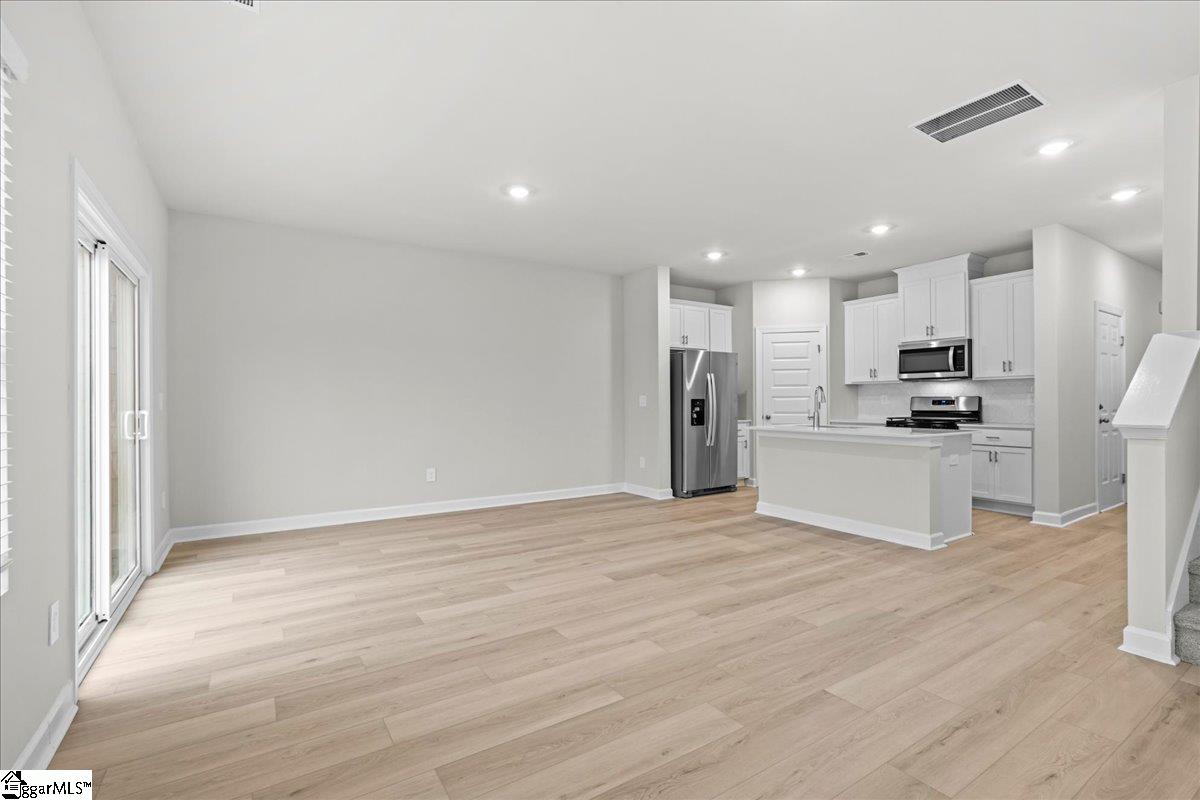 105 Kerwin Court Greer, SC 29651 - Photo 15 of 35