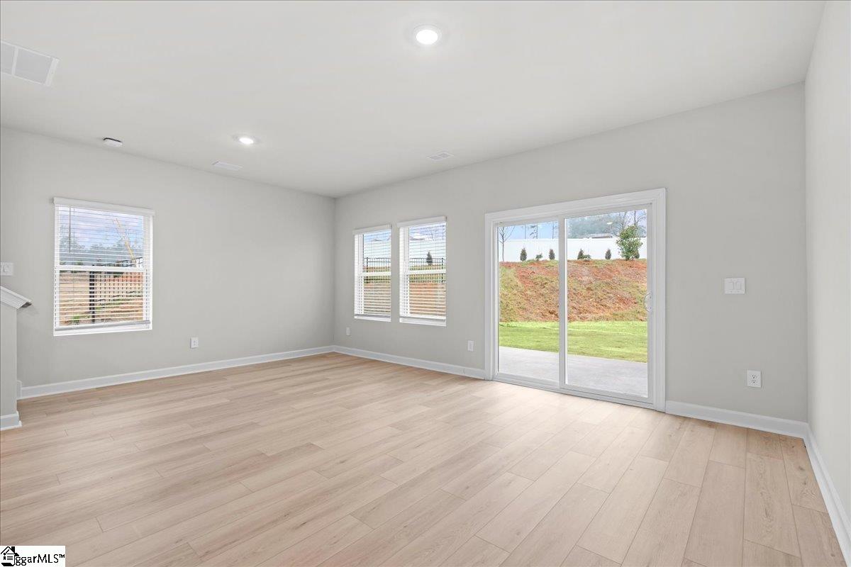 105 Kerwin Court Greer, SC 29651 - Photo 16 of 35