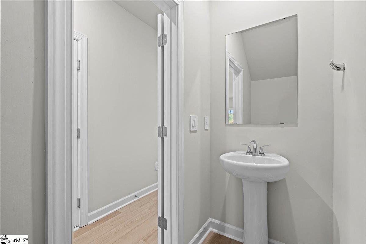 105 Kerwin Court Greer, SC 29651 - Photo 6 of 35