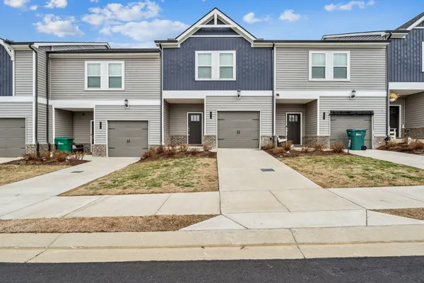 $2,000 | 1938 Cascade Court, Lebanon, TN 37087