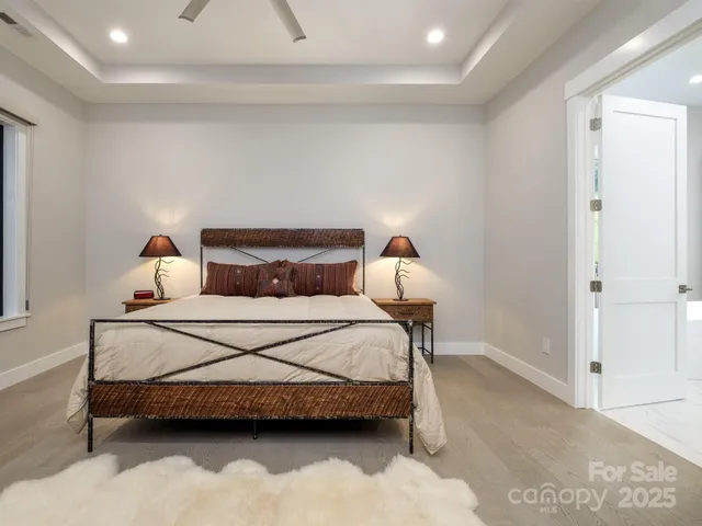 $1,375,000 | 422 Ascension Valley, Horse Shoe, NC 28742