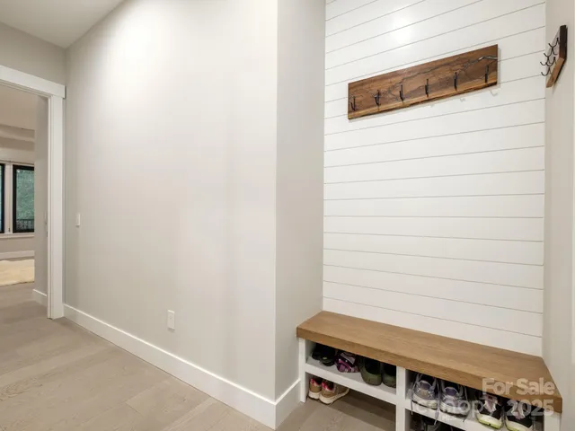 $1,375,000 | 422 Ascension Valley, Horse Shoe, NC 28742