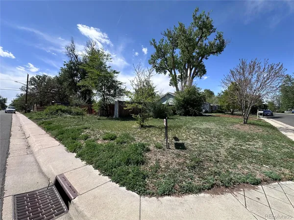 $250,000 | 1201 Xanthia Street, Denver, CO 80220