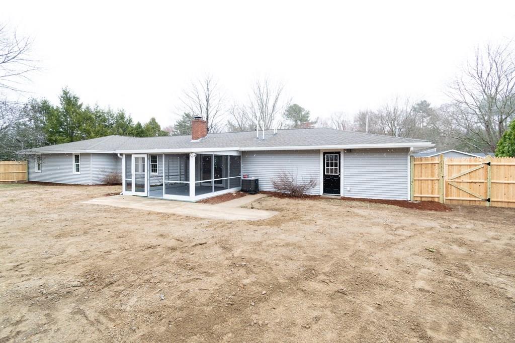 8 Michael Road Hingham, MA 02043 - Photo 12 of 35