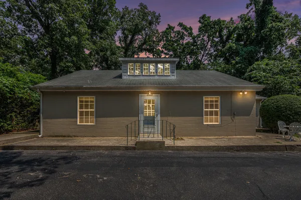 $539,900 | 49209 Howard Avenue, New Buffalo, MI 49117