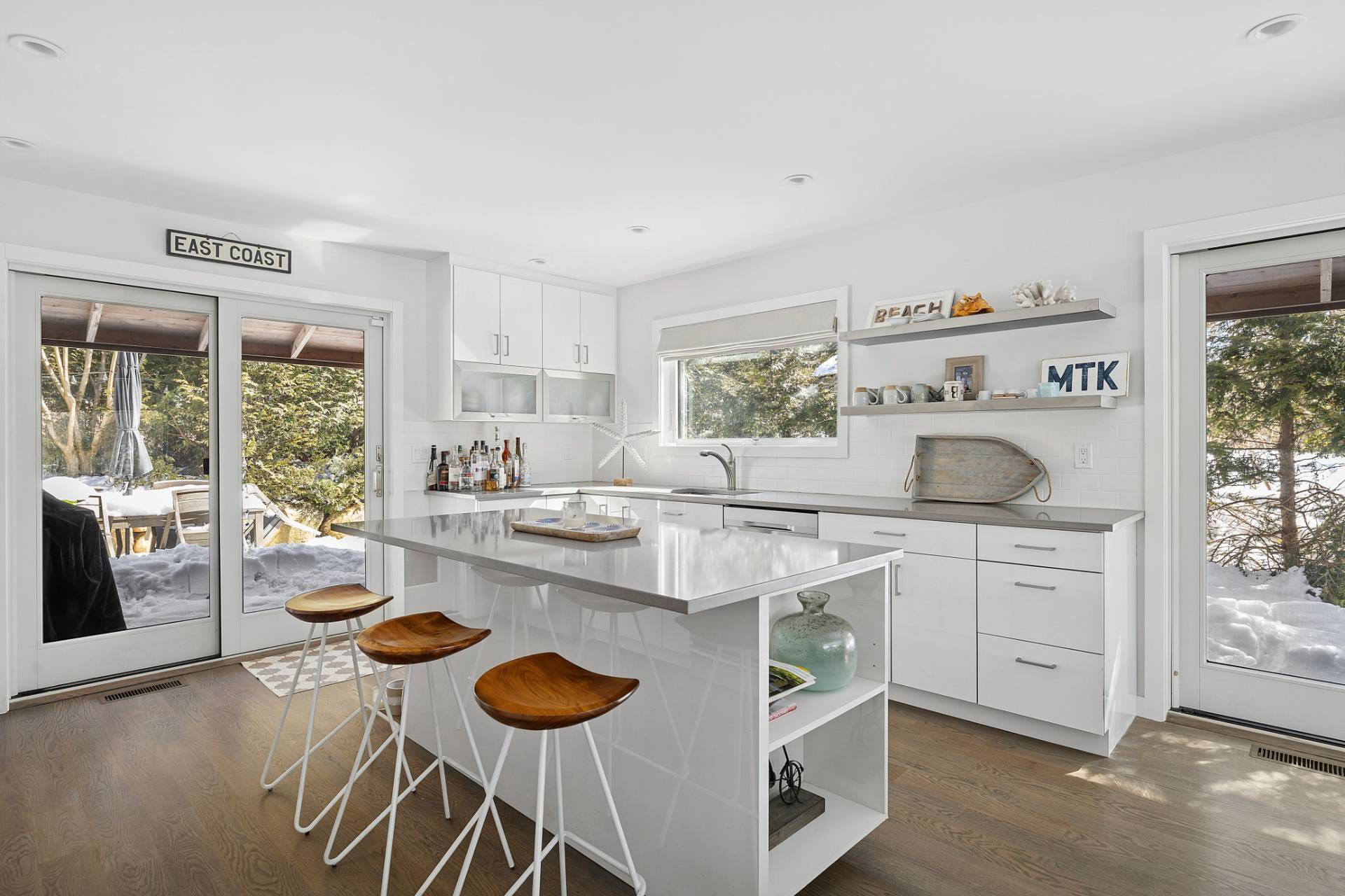 16 Roosevelt Road Montauk, NY 11954 - Photo 5 of 24