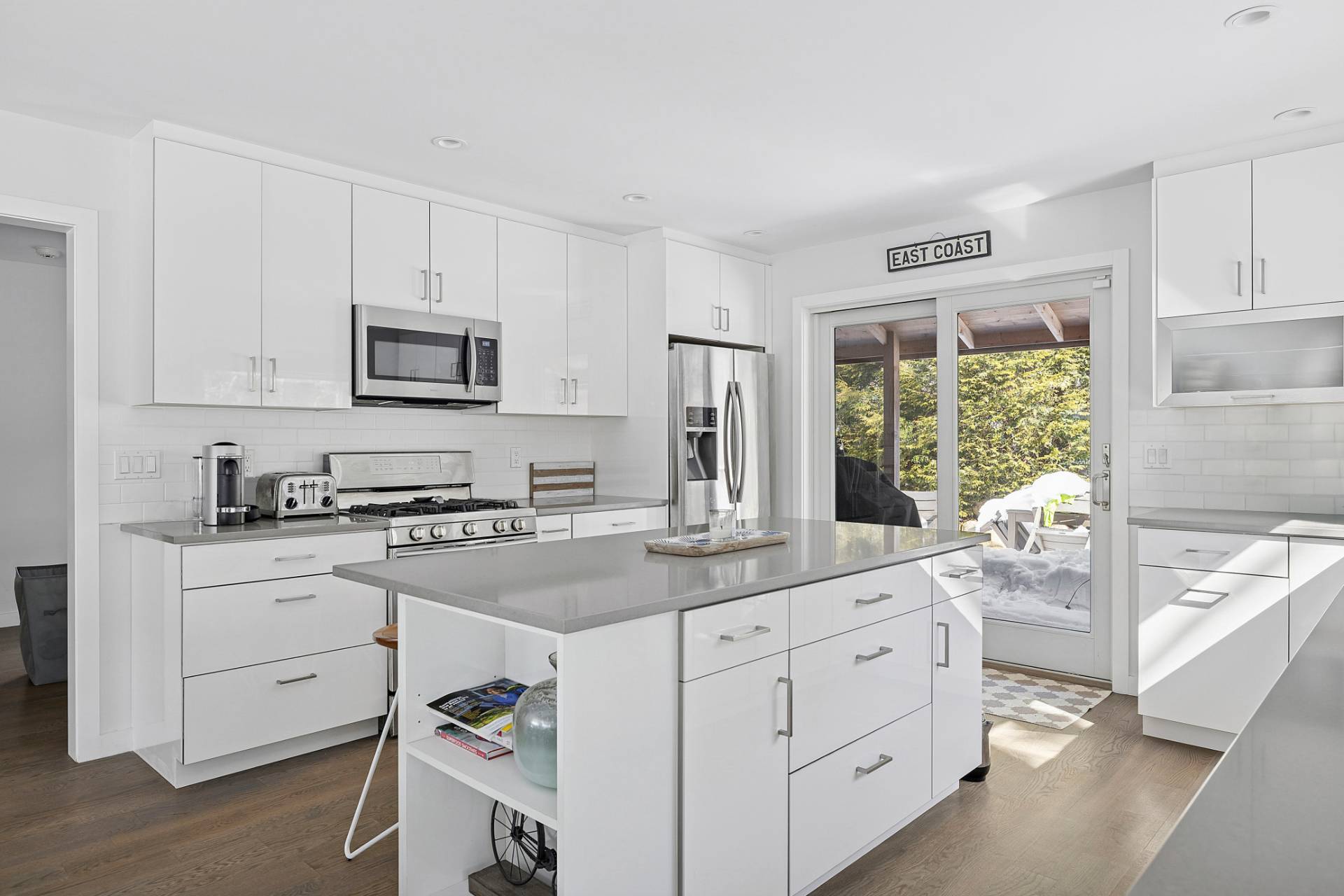 16 Roosevelt Road Montauk, NY 11954 - Photo 6 of 24