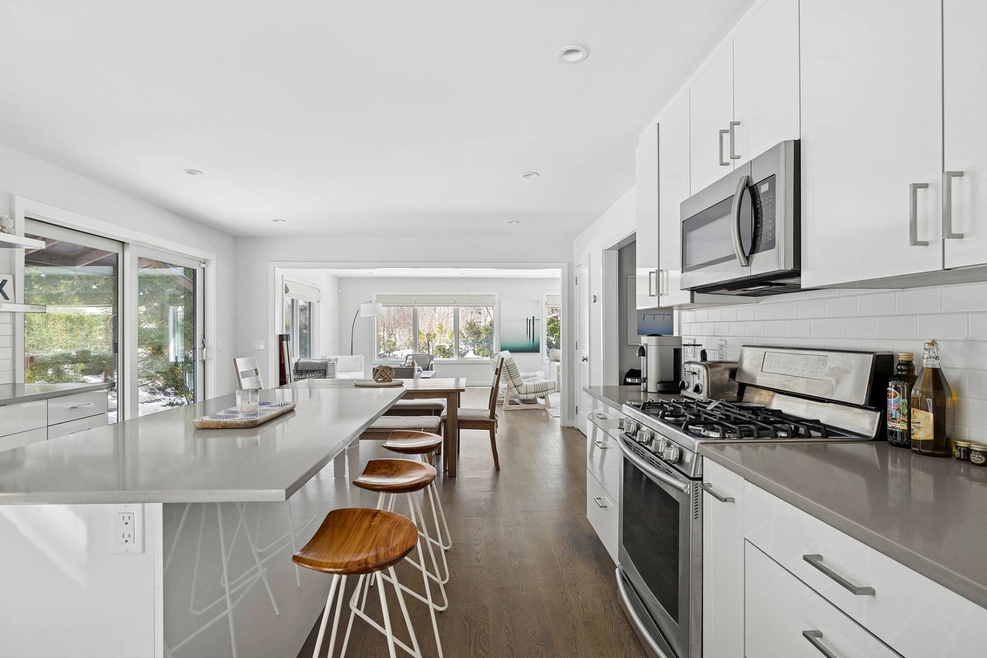 16 Roosevelt Road Montauk, NY 11954 - Photo 8 of 24