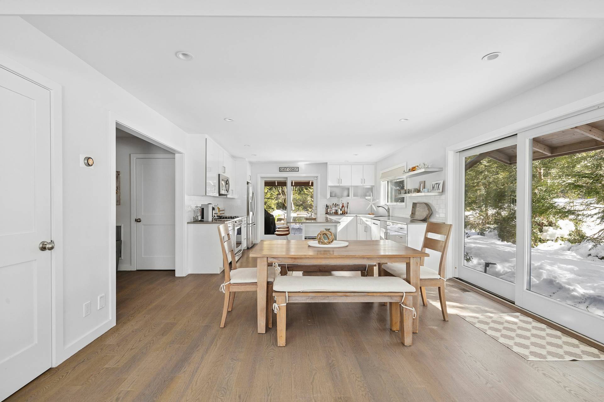 16 Roosevelt Road Montauk, NY 11954 - Photo 10 of 24
