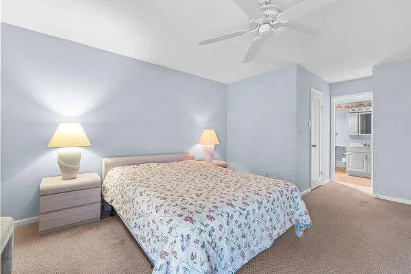 $2,000 | 2 Golfs Edge, Unit D, West Palm Beach, FL 33417