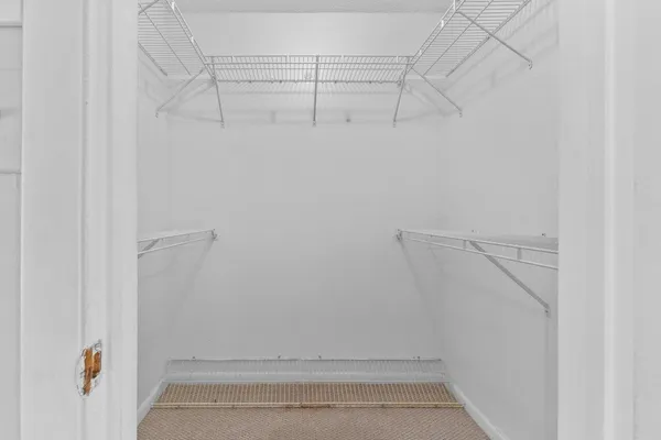 $2,000 | 2 Golfs Edge, Unit D, West Palm Beach, FL 33417