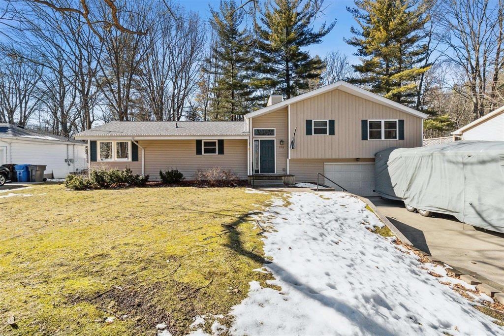 5713 Perrine Road Midland, MI 48640 - Photo 3 of 39 Gallery Image 3