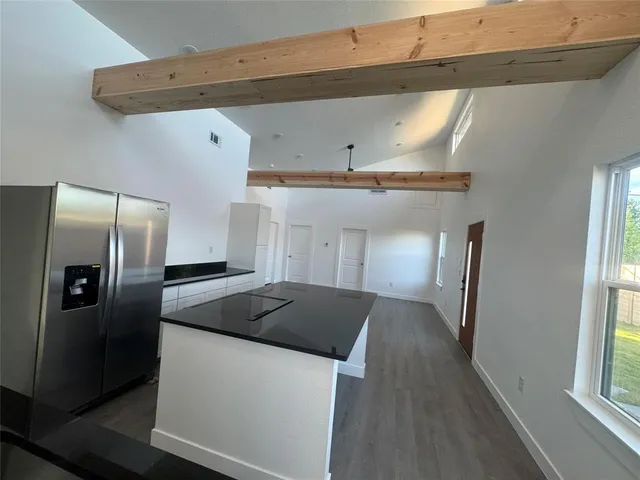 $1,700 | 2806 Beechwood Street, Granbury, TX 76048